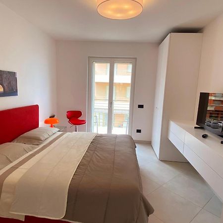 Mare Blu Apartment Ventimiglia Ngoại thất bức ảnh