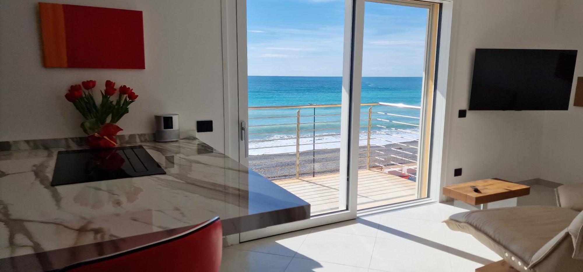 Mare Blu Apartment Ventimiglia Ngoại thất bức ảnh