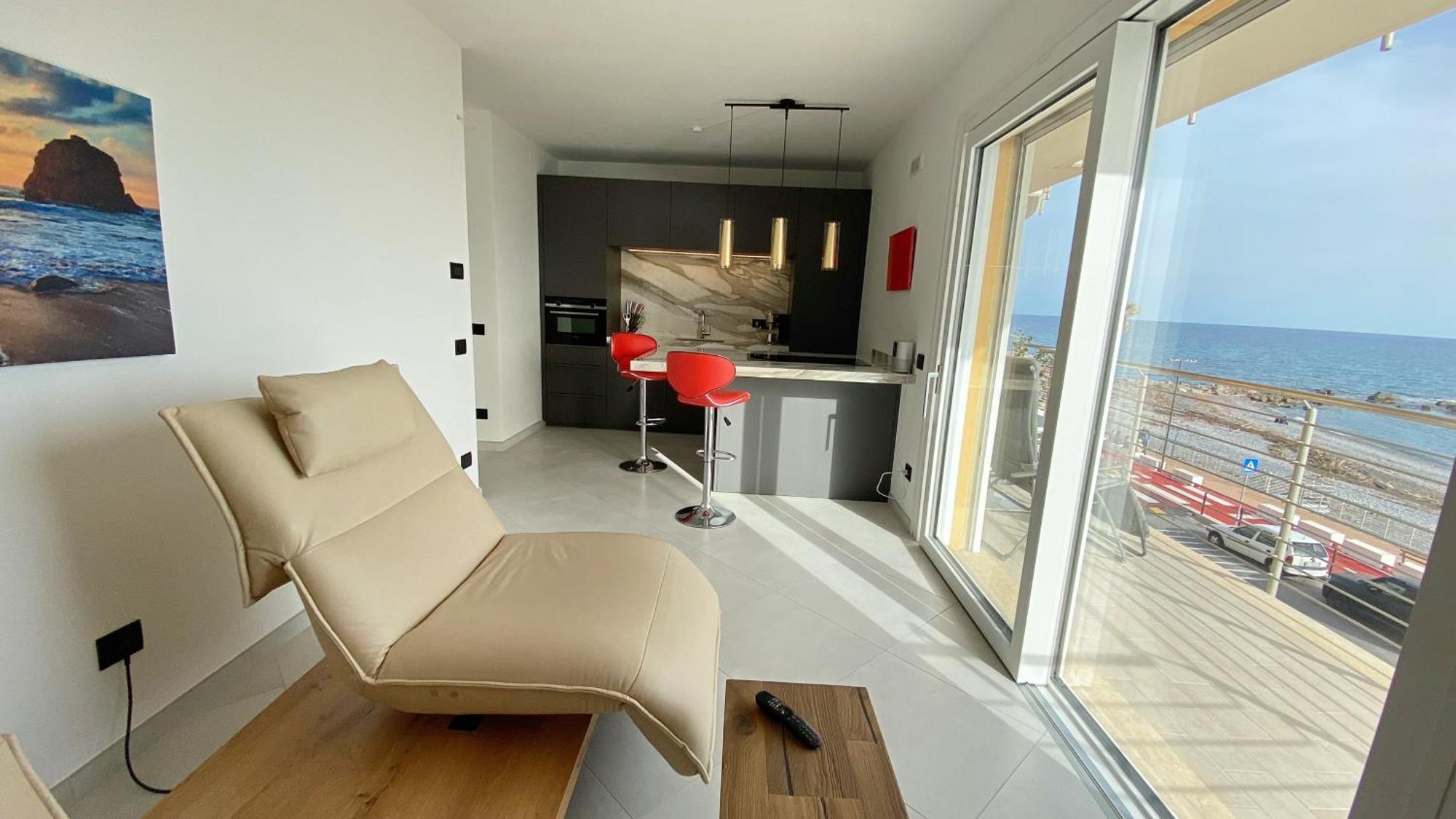 Mare Blu Apartment Ventimiglia Ngoại thất bức ảnh