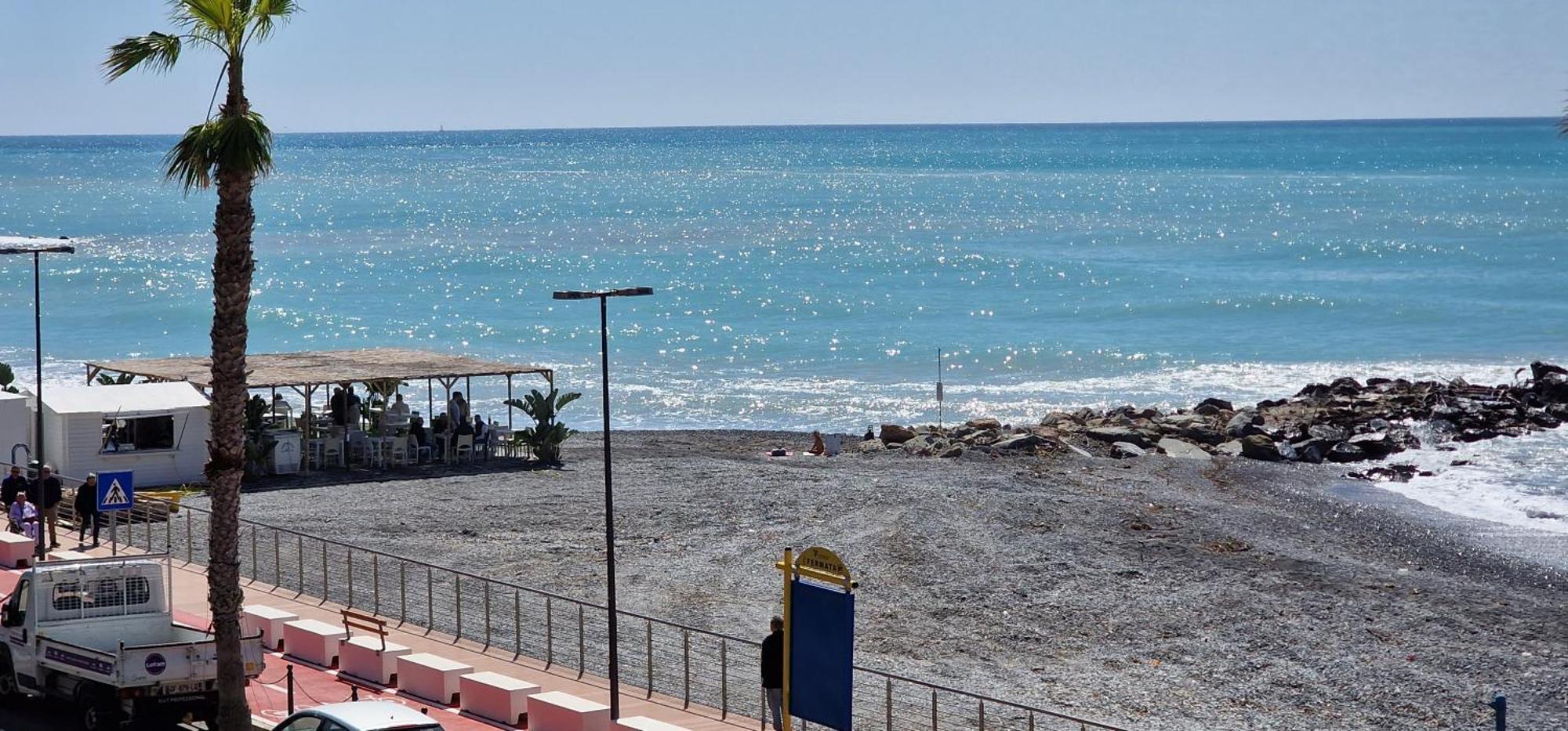 Mare Blu Apartment Ventimiglia Ngoại thất bức ảnh