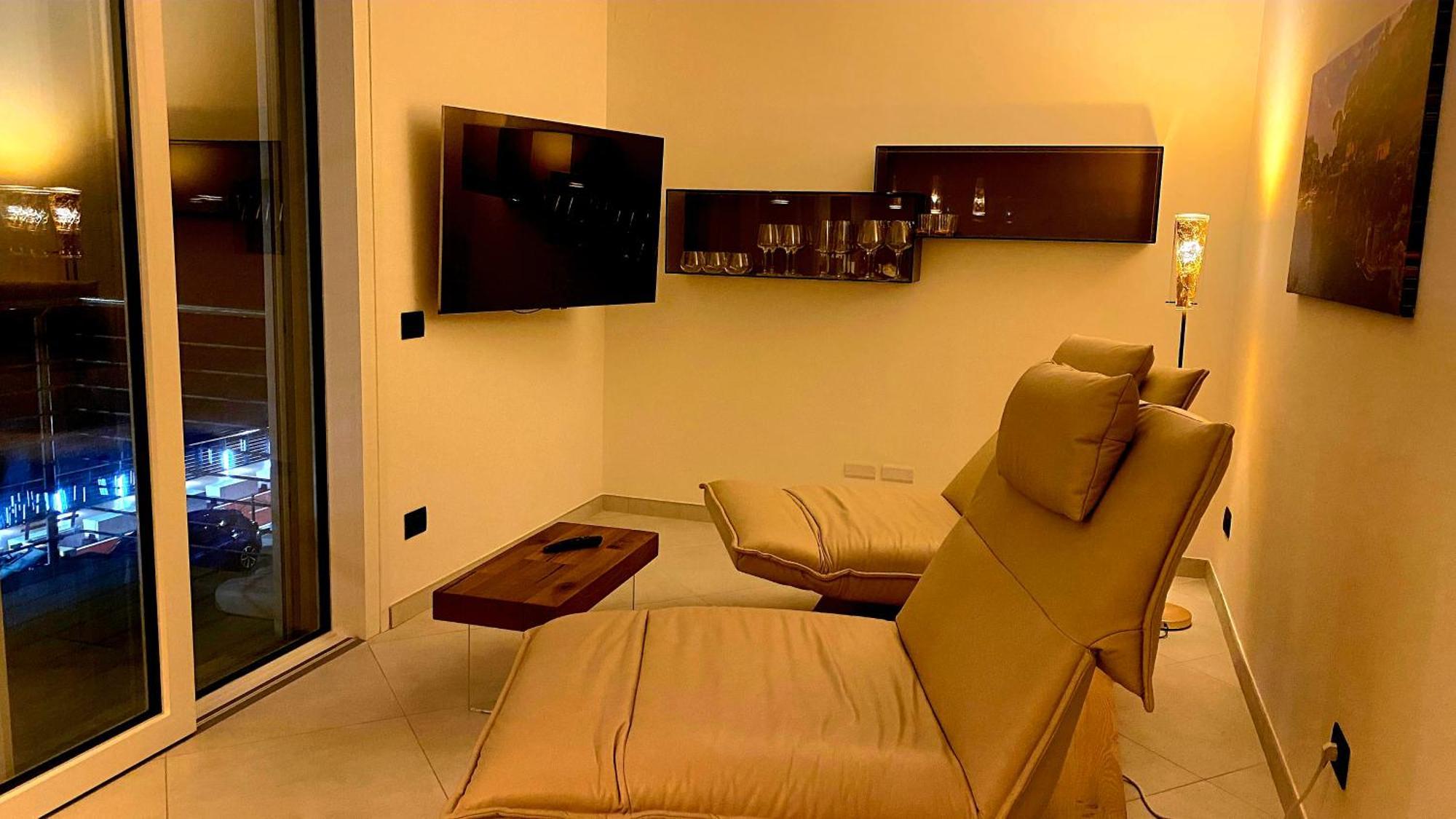 Mare Blu Apartment Ventimiglia Phòng bức ảnh